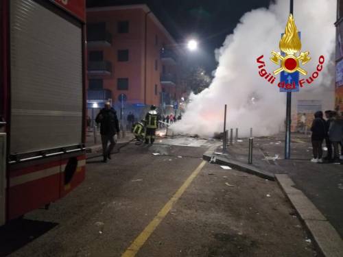 Via Gola, identificati gli assalitori dei pompieri