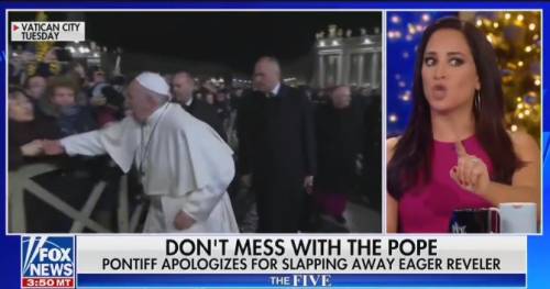L'opinionista Usa difende il Papa: "Quella donna? Avrebbero dovuto strozzarla"