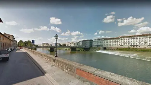 Firenze, aggredisce due controllori che lo multano: denunciato somalo