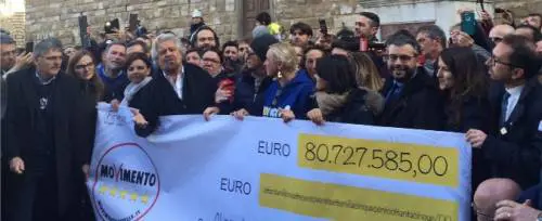 La scusa del grillino: "Non ho restituito i soldi perché ho perso la password"