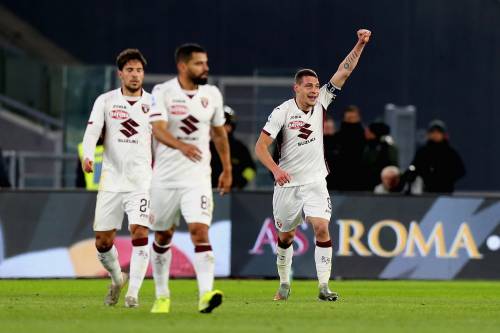 Serie A, Lazio corsara a Brescia. La Roma perde 2-0 in casa contro il Torino