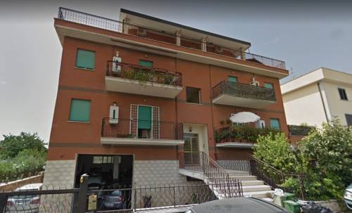 Incendio a Case Rosse: muore una donna di 80 anni