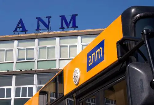 "Giù le mani dal pisolino al lavoro". E gli autisti napoletani fanno sciopero