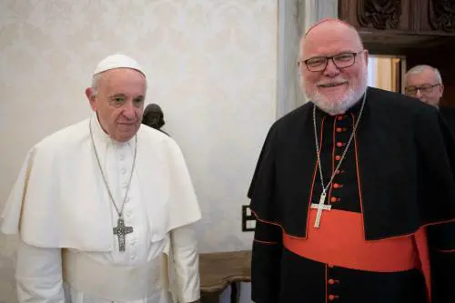 Germania, cardinale Marx sotto accusa per soldi a ong pro-migranti
