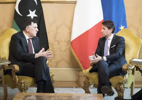 "L'Italia perde terreno". Diciamo addio alla Libia