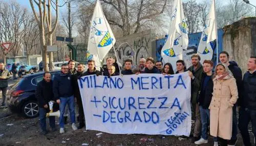 Piazzale Milizie, ricicleria ostaggio di rom e  balordi