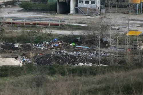 Pure  l'Enac boccia la Raggi "La discarica? Rischio di incidenti aerei"