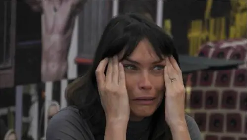 Gf Vip, Fernanda Lessa si commuove parlando del marito: "Mi amava anche quando bevevo"
