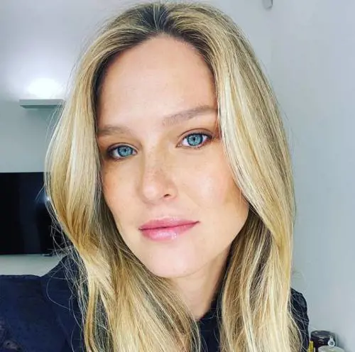 Bar Refaeli nei guai: rischia il carcere per evasione fiscale