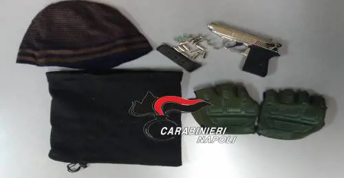 Girava armato davanti a una farmacia: arrestato 34enne ghanese