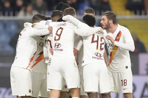 Serie A, la Roma vince 3-1 con il Genoa. Brescia-Cagliari 2-2, Bologna-Verona 1-1