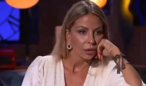 Sabrina Ghio contro Chiofalo e la Fiordelisi: "Morti di fama". Arriva la replica di Antonella