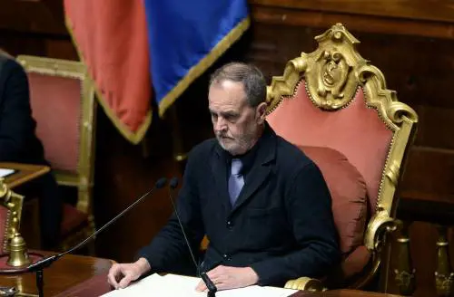 Calderoli sfida Conte: "Domenica a Messa... Provi pure a fermarmi"