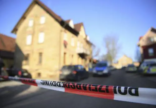 Sparatoria in Germania, sei morti