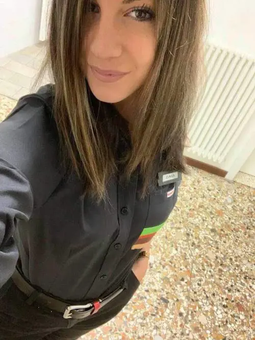 Incidente sulla A21, ragazza di 22 anni si schianta contro guard rail