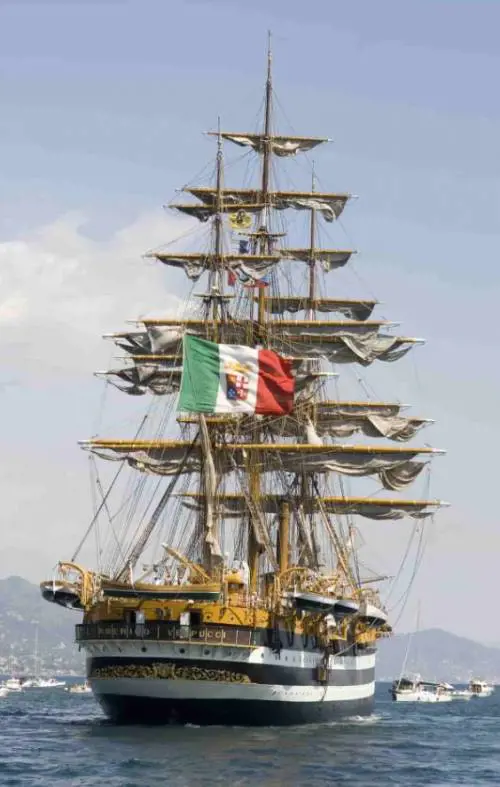 Su History si salpa per riscoprire l'Italia che va per mare