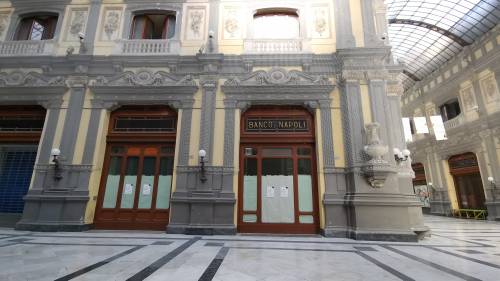 La desolazione della Galleria Principe di Napoli