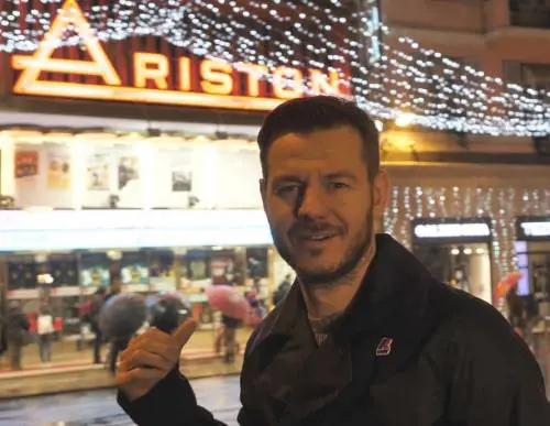Alessandro Cattelan a sorpresa a Sanremo, ma è mistero sulla sua partecipazione