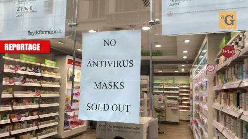 Firenze teme i turisti asiatici: le mascherine vanno sold out