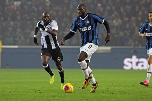 L'Inter vince 0-2 contro l'Udinese e risponde a Juventus e Lazio