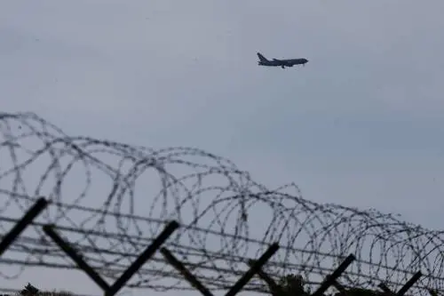 Gioia di madre: "Ho salutato Luca da un finestrino"