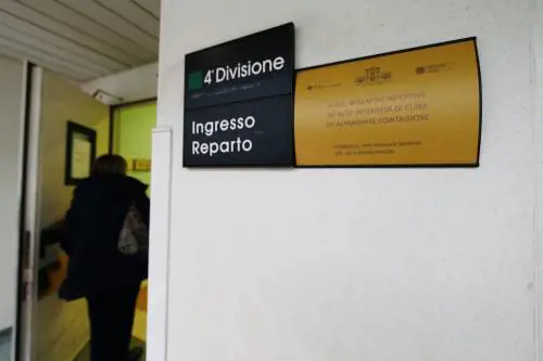 Spallanzani, nuovo straniero in osservazione: in corso test Coronavirus