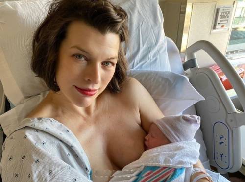 Milla Jovovich è diventata mamma per la terza volta: nata la piccola Osian