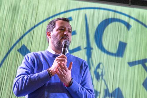 La kermesse della Lega a Palermo: Salvini accolto dai simpatizzanti