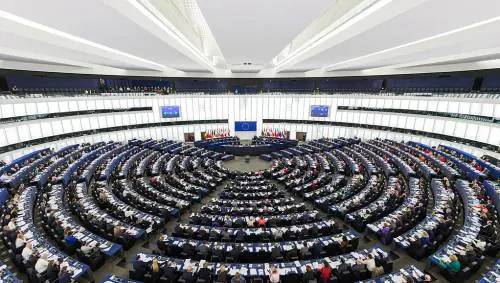Con la Brexit, il parlamento europeo diventa "più bianco"