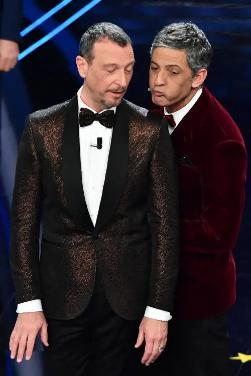 Sanremo, una serata "infinita"