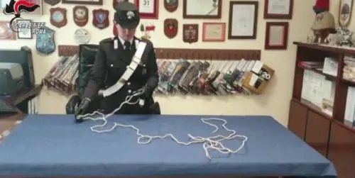 Orrore a Ciampino, giovane incinta seviziata e costretta a prostituirsi dal compagno romeno