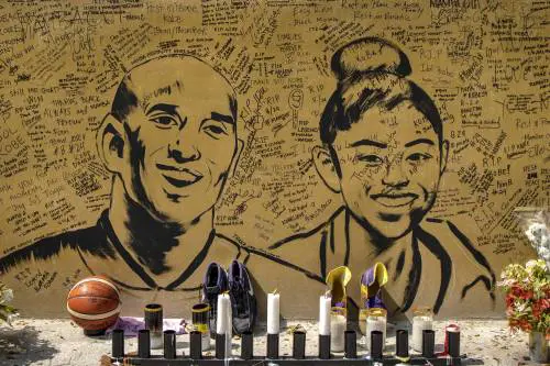 I funerali di Kobe Bryant e Gianna sono già avvenuti in California
