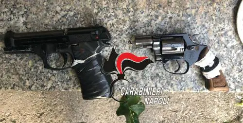 Blitz antidroga nel Napoletano: 807 persone identificate, sequestri e arresti