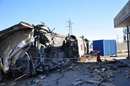 Treno deragliato, i primi risultati: "L’attuatore dello scambio era difettoso"
