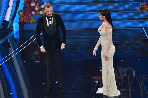 Sanremo, Georgina Rodriguez incanta tutti ma il pancino è sospetto