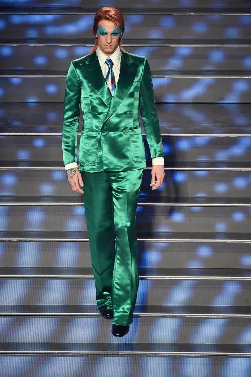 Sanremo, Achille Lauro omaggia David Bowie per cantare Mia Martini