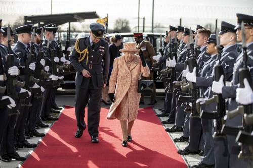 Royal Family, la Regina e gli altri in foto