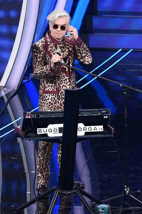 Morgan spiega il testo modificato di Sincero: "È dissenso cantato da un dissidente"