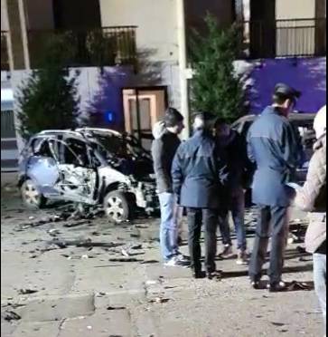 Bari, bomba sotto l'auto di un carabiniere