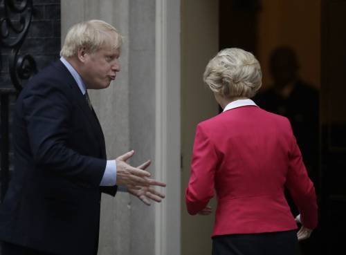 Von der Leyen avverte Johnson: l'Europa vuole affondare Brexit