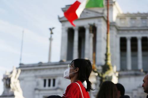 L'ambasciata bacchetta l'Italia: "Stop ad aggressioni ai cinesi"