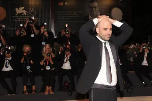 Saviano ora corregge i tedeschi, ma è lui ad aver ispirato la frase sulla mafia