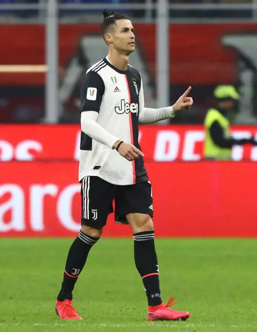 Il Var salva la Juventus. Milan avanti con Rebic, poi ci pensa Ronaldo