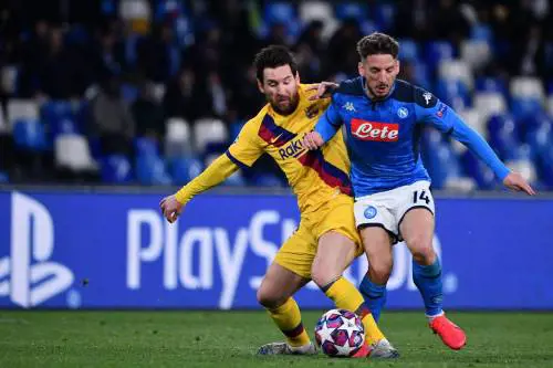 Champions League, il Napoli fa 1-1 contro il Barcellona. Mertens aggancia Hamsik
