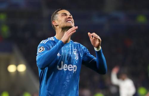 Juventus choc a Lione. Neanche l'Europa la sveglia