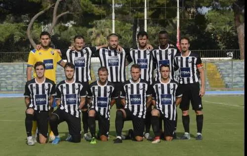 Giocatore di calcio positivo al coronavirus