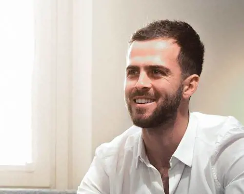 Miralem Pjanić per Corum