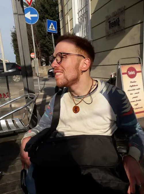 La denuncia del disabile: "Intrappolato in metro per 2 volte in 24 ore"