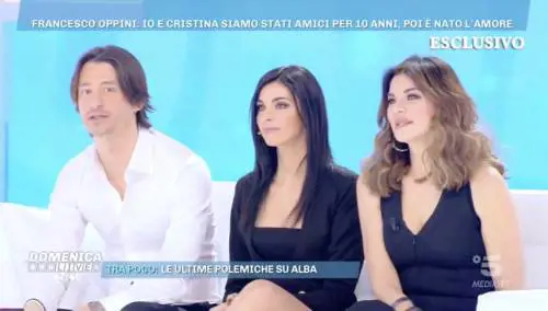 Alba Parietti versione suocera, presenta la compagna del figlio: "È una ragazza semplice"