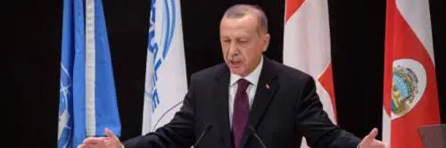 Erdogan deride l'Europa sui migranti in fuga: "Credevano a un bluff"